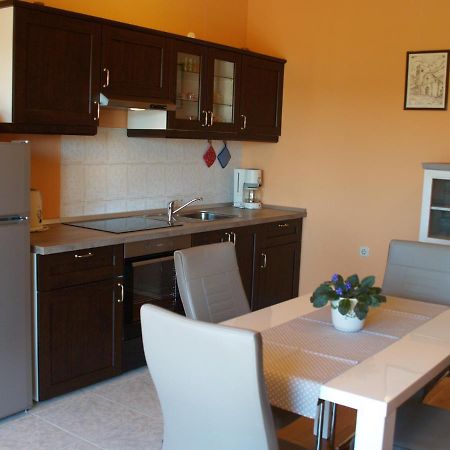 Apartments Frank โรวีน ภายนอก รูปภาพ
